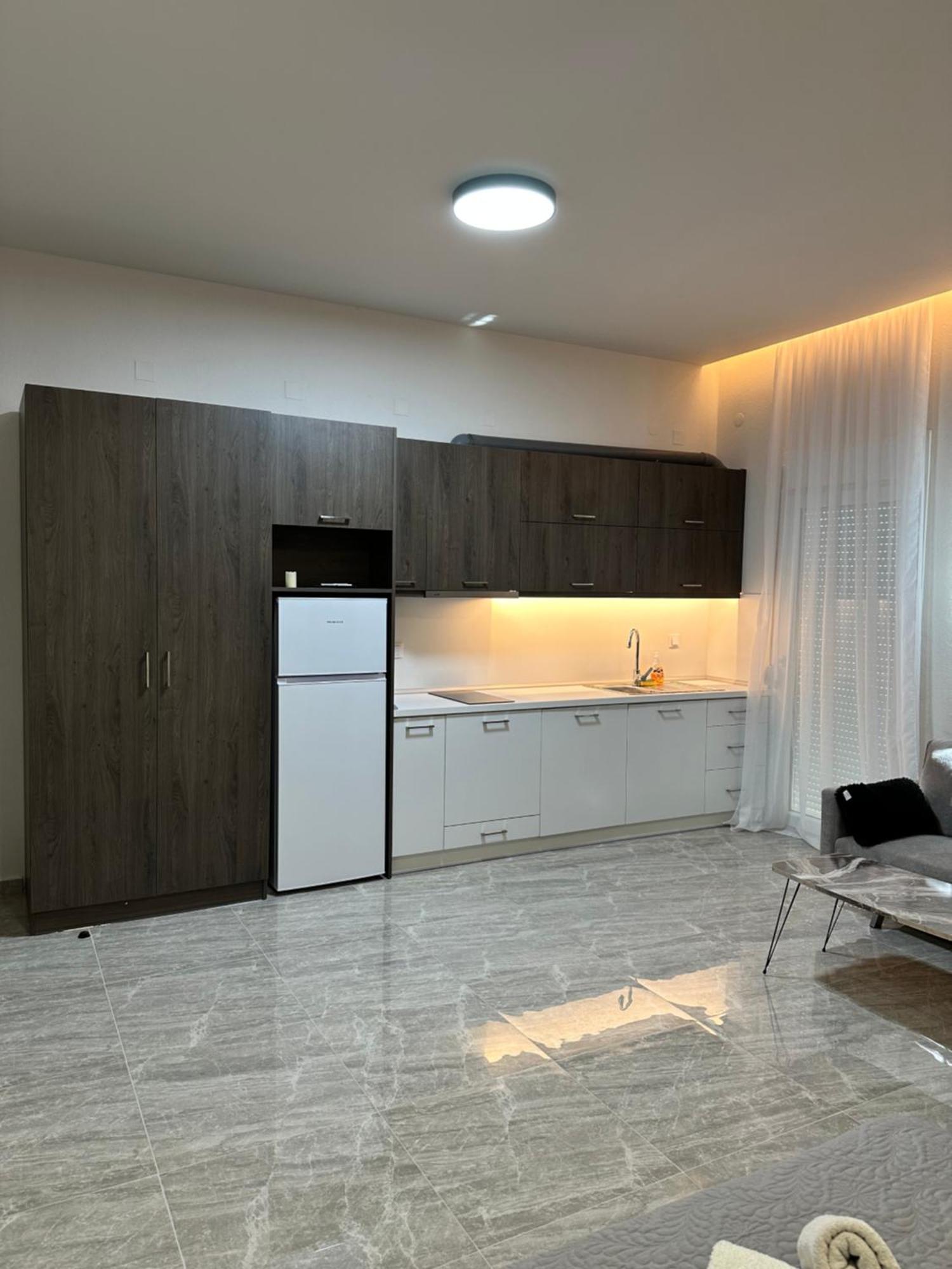 מאקרי Natalie'S Apartments מראה חיצוני תמונה
